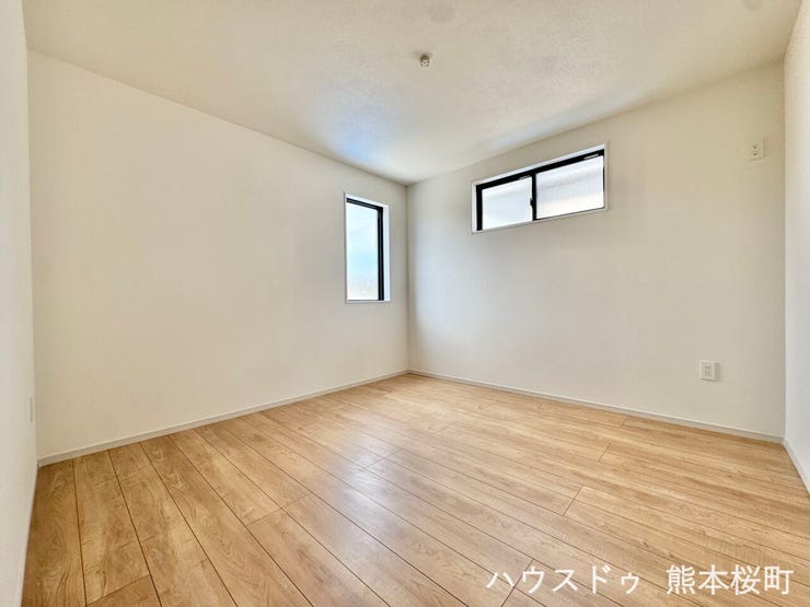 ■2階8.4帖洋室■心からリラックスできる静けさ、上質な眠りで、毎日をリセットします。明日への活力を養う空間です。