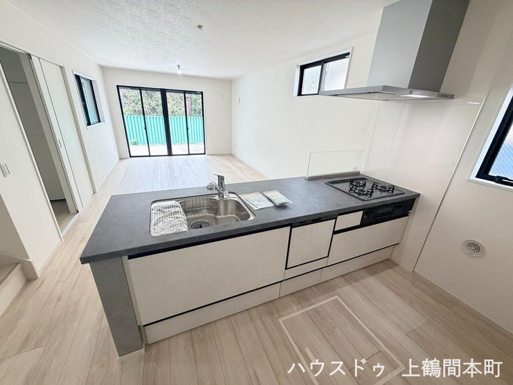 毎日の料理が楽しくなる、使い勝手の良いキッチン空間