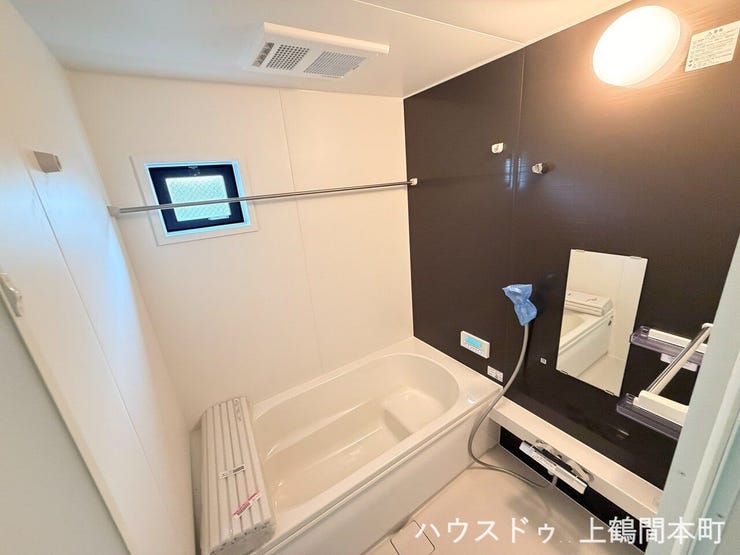 清潔感のあるデザインで、毎日気持ちよく使える浴室