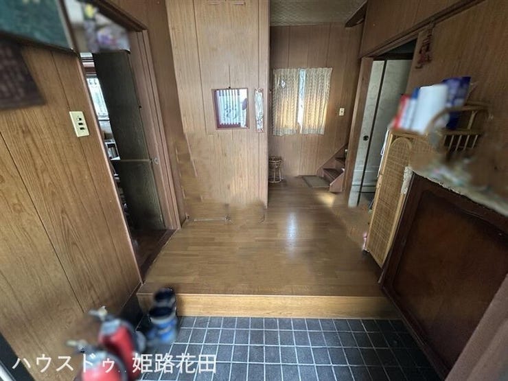 残置物は画像加工で一部消去しています。