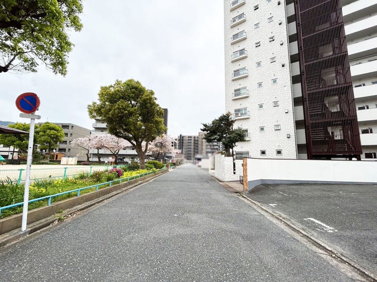 掃除の行き届いた綺麗な道路です♪