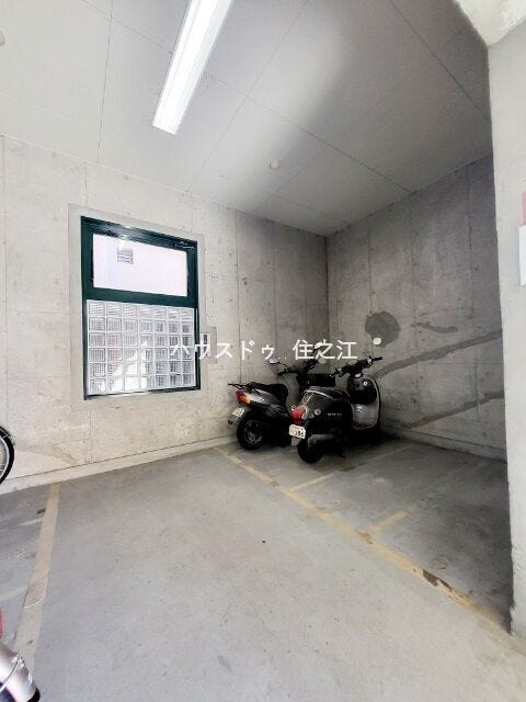 ★バイク置場。最新の空き状況の確認はお気軽にお申し付け下さい。
