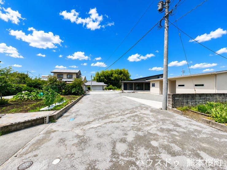 ■理想を叶える新しい暮らしの舞台■高いデザイン性と機能性を兼ね備えた住まい。ここで、家族の新しい物語が始まります。