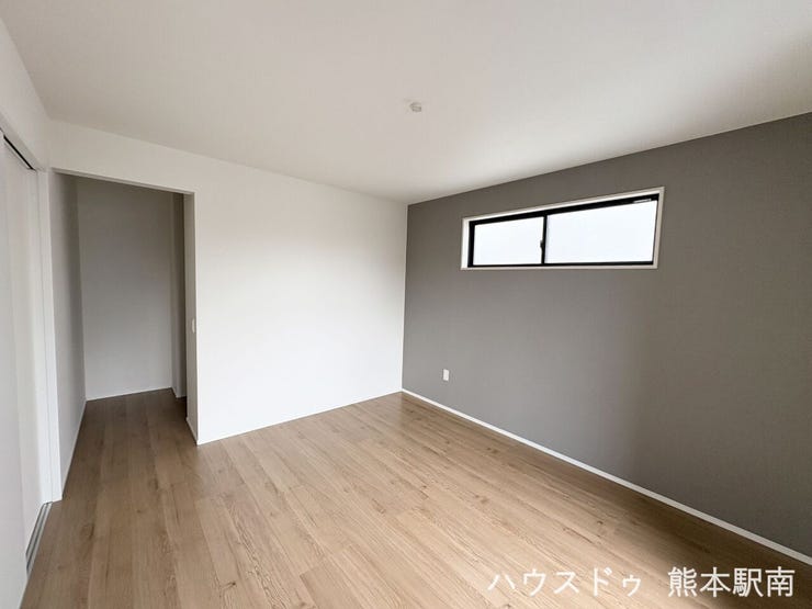 ■洋室7帖
・各部屋に収納があります。