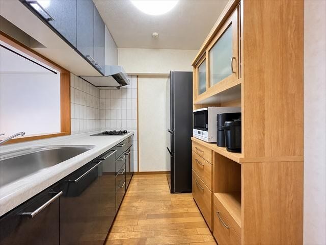 調理・配膳・片付けがスムーズに行える家事効率の良い間取り。
※実際の写真から家具消しの加工行っております。