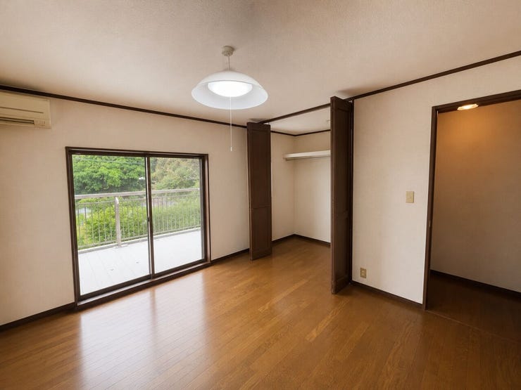 *2階8帖洋室*
※家具削除加工を行っており、写真はイメージです※