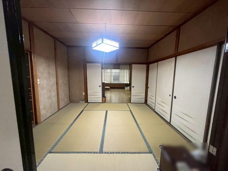 2階の南側の和室2部屋と洋室は間続きになっています!