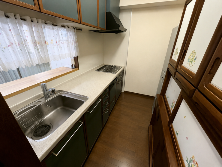 要な物が手に届く配置で毎日の調理がスムーズに進むキッチンです。
※AIによる空室修正をしております。