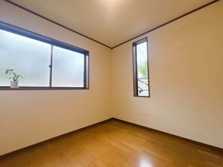 色合いに統一感のある、落ち着いた雰囲気のお部屋です。