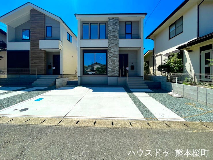 ■車と趣味の幅が広がる場所■単なる駐車スペースではない、洗車やタイヤ交換、DIYにも使える多目的な屋外スペースです。