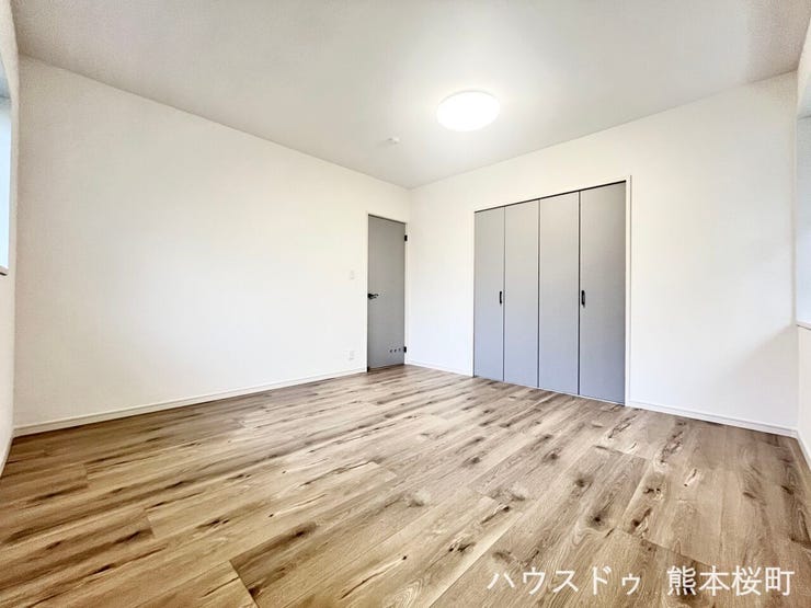 ■1階8.8帖食堂■キッチンとほどよくつながる食堂スペース。毎日の食事はもちろん、会話やくつろぎの時間も心地よく楽しめる空間です。