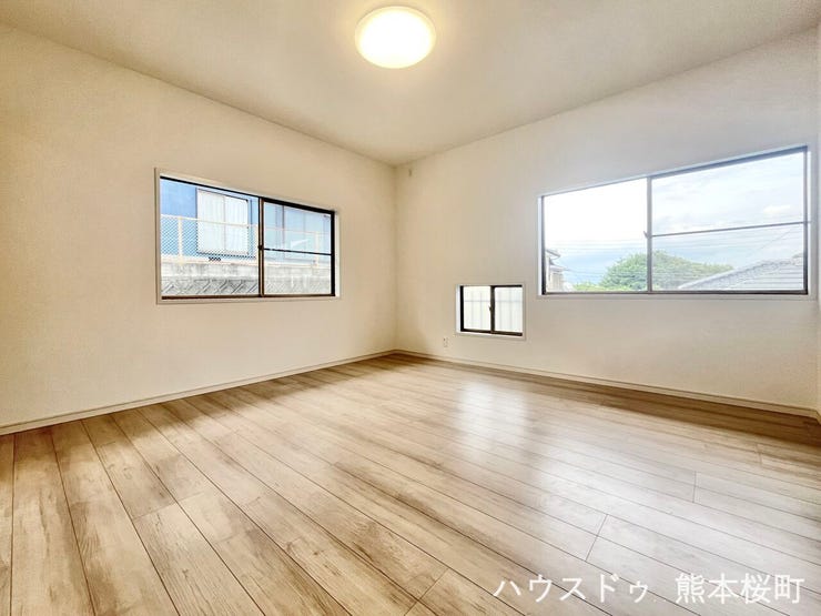 ■2階洋室■寝室、書斎、趣味の部屋。家族の成長やライフスタイルに合わせ、様々な使い方ができる快適な空間です。
