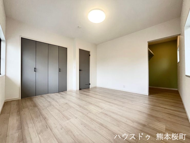 ■2階洋室■寝室、書斎、趣味の部屋。家族の成長やライフスタイルに合わせ、様々な使い方ができる快適な空間です。