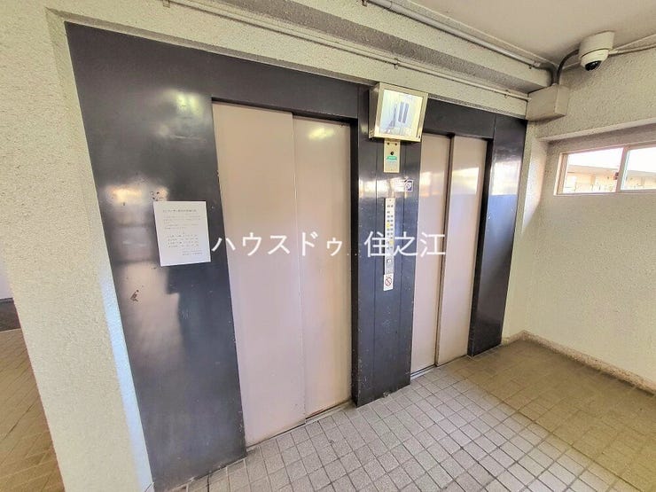 ★複数のエレベーターを完備!! 朝の渋滞も避けられそうですね♪