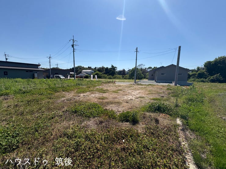 【中原小徒歩5分×駅徒歩10分★残り3区画】通勤・通学に便利な全13区画の街もいよいよ残り僅か。画像周囲に高い建物がなく、心地よい青空が広がる穏やかで住みやすい環境が整っています。
