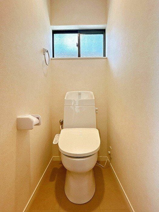 トイレは1か所になります。