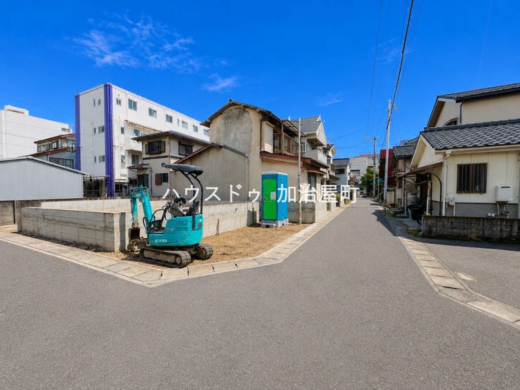 小さなお子様のいるご家庭にも嬉しい落ち着いた住環境。安心して子育てができる立地です。