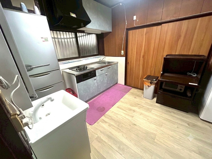 ◆ゆとりあるダイニングキッチン
※画像はAI加工により荷物等を消去しています。