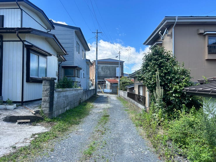 現地(2026年7月)撮影
◎現地案内予約受付中!◎
ご内覧をご希望の際は、ハウスドゥ 八戸田向までお気軽にお問い合わせくださいませ♪