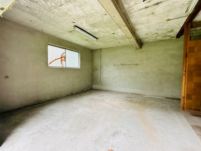 建物内の残置物は撤去済み!
見るだけOK!聞くだけOK!ご相談も査定も無料です♪
不動産のことならハウスドゥ奈良神功にお任せください。