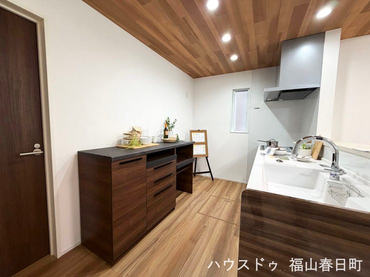 ■家族の「美味しい」が集まる舞台■高い機能性と美しいデザインを両立。料理する人も、待つ人も、笑顔になれる場所です。