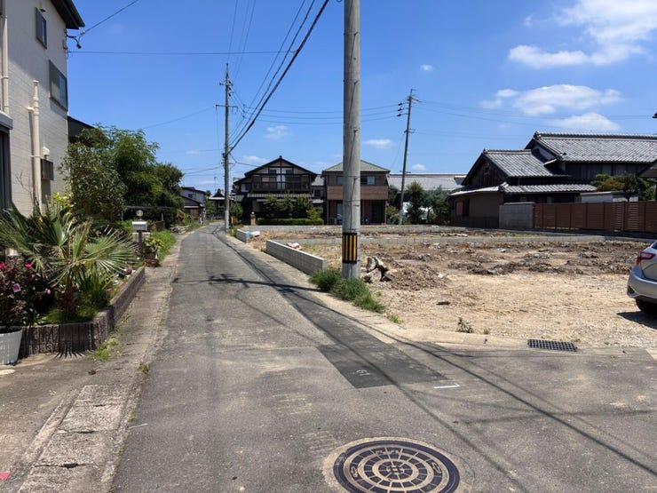 【西側公道】