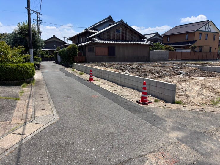 【北側公道】
