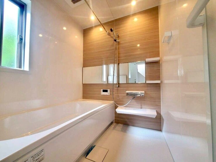 【Bathroom】リラックスできる空間で、一日の疲れを癒し、心身共にリフレッシュできます。