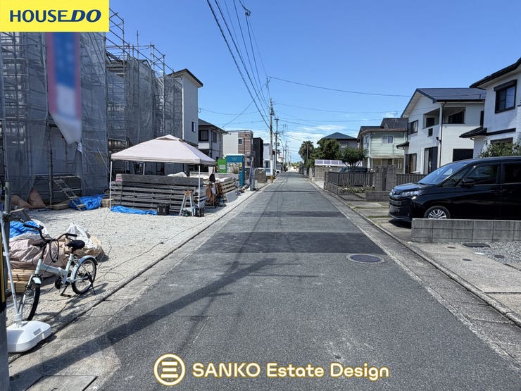 2026年7月25日撮影の現地写真です!
9月完成予定。完成前でも現地のご確認や同タイプの完成物件のご見学等ご相談受付中!