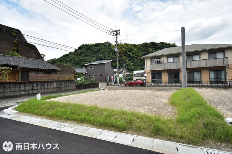 【外観】平坦な地勢です!交通量も少ない静かな住環境です♪