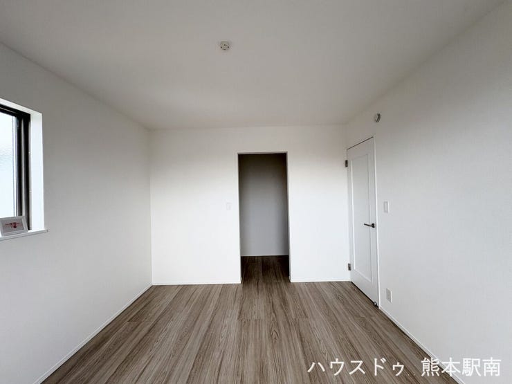 ■洋室7帖+WIC
・季節物の収納場所にも困りません。