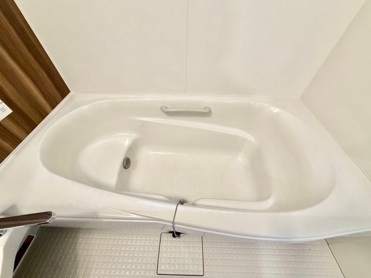 毎日の疲れを癒すリラックス空間として、快適なバスタイムをお楽しみいただけます。