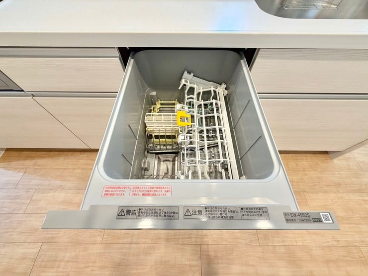 〈食器洗浄乾燥機〉