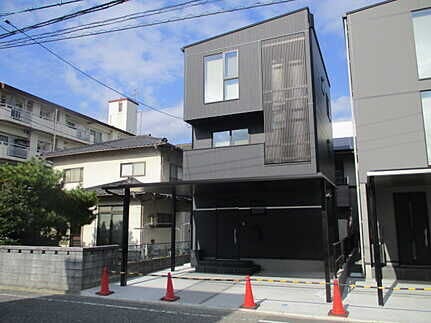 廿日市小学校まで徒歩15分、廿日市中学校まで徒歩3分!
