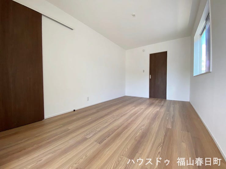 2F洋間① 7.5帖(別角度)