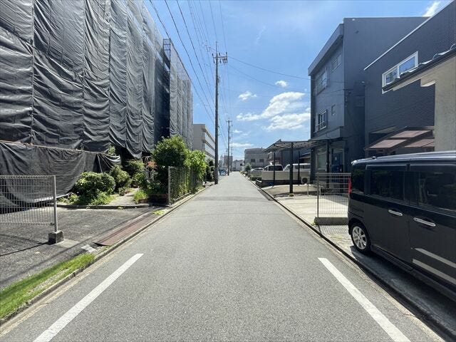近隣の雰囲気は実際に見て、感じていただくのが一番です!
ぜひ現地を見に来てください♪お問い合わせお待ちしております。