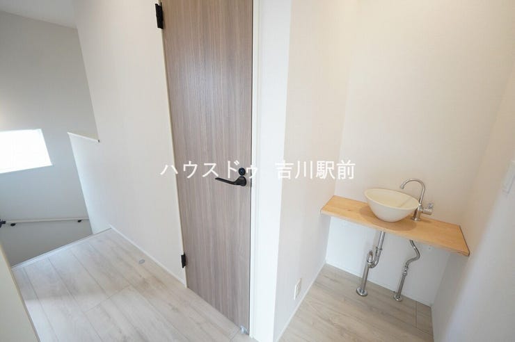 2階の手洗い場。