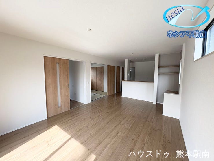 ■リビング17帖
・家族が自然と集まる空間