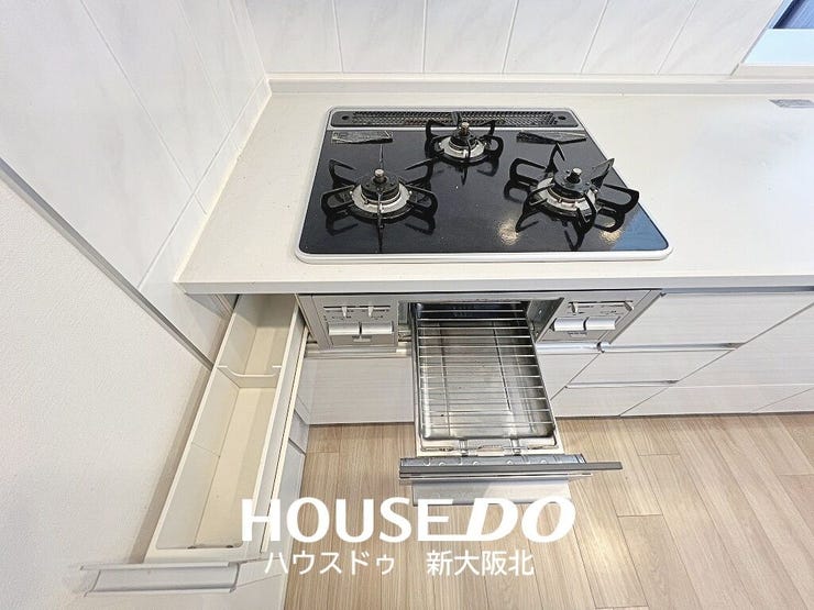 ■お料理しやすい3口コンロ!一度に3品作れるので、毎日のお料理も捗りますね!