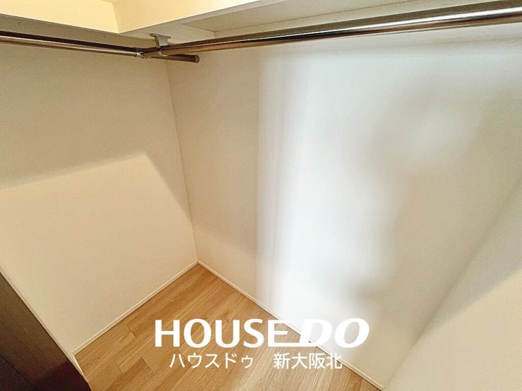 ■嬉しいウォークインクローゼットつき!
■オールシーズンの衣服が一か所に収納できるため、衣替えの必要がありません!
■季節家電などの大きなものもスッキリ収納できますよ!