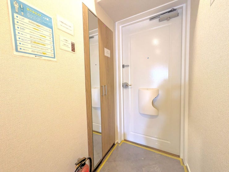■玄関■
毎日使う場所だからこそ、無駄のないシンプルな設計で使い勝手の良い玄関。脱ぎ履きがスムーズにできるゆとりを確保しており、いつもスッキリとした状態を保ちやすい、清潔感のあるスマートな空間です◎