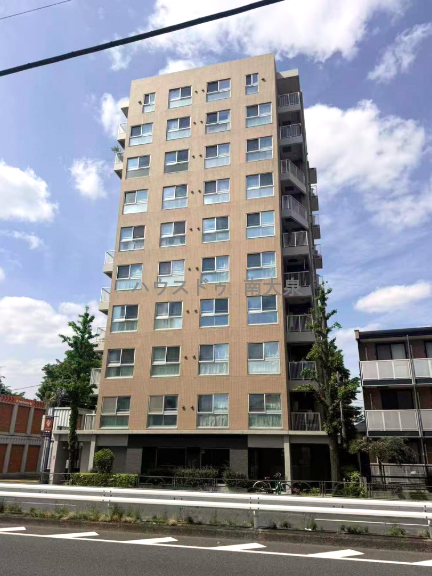 マンション外観正面