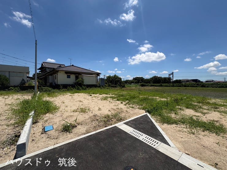 【外観】
約79坪の建築条件なし売地。中原駅まで約450mの利便性と、ゆとりある敷地を兼ね備えたおすすめの土地です。