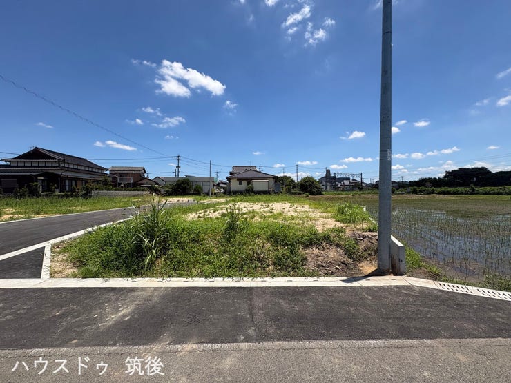 【3号地:外観】周辺は遮るものが少なく、すっきりと開放的なロケーションが広がっています。