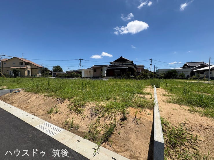 【5号地:外観】周辺は遮るものが少なく、スッキリと開放的なロケーションが魅力。陽当りや実際の広さを、ぜひ現地で一度お確かめください。