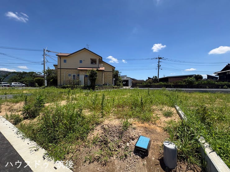 【8号地:外観】72坪超の広さがあり、平屋プランや複数台の並列駐車、お庭などゆとりある配置計画が可能です。お好きなハウスメーカーで自由なマイホーム設計が可能。実際の広さをぜひ現地でお確かめください。