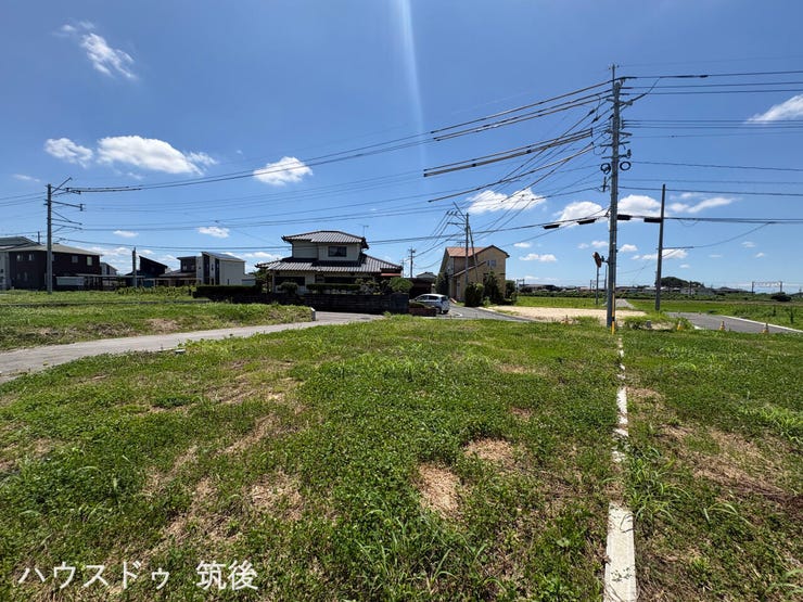 【建築条件なし土地】お好きなハウスメーカーや工務店で建築可能です。中原駅徒歩約5分、敷地は55.67坪。開放感のある陽だまりの現地で、ご家族の理想の住まいを思い通りに実現していただけます。