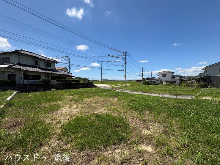 【中原駅徒歩約5分】青空が広がるフラットで開放的な4号地です。敷地面積はゆとりの60.93坪!建築条件はございませんので、平屋や2階建てなどお好きな施工会社でこだわりのマイホームを建築可能です。
