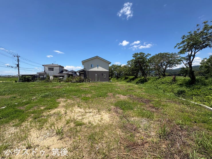 【建築条件なし土地】敷地面積はゆとりの77.49坪!平屋建てや2階建てなどお好きな建築会社でこだわりの設計が可能です。