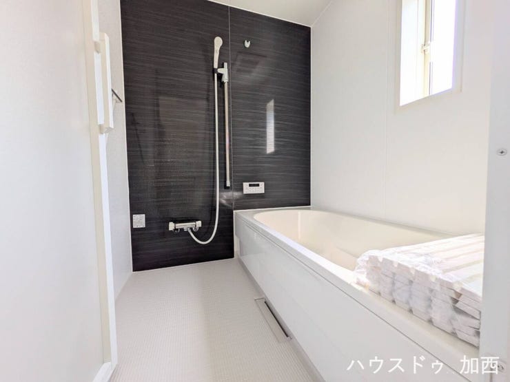 浴室に鏡はございません♪鏡の水垢掃除不要なので日々のお掃除も楽々(*^-^*)
